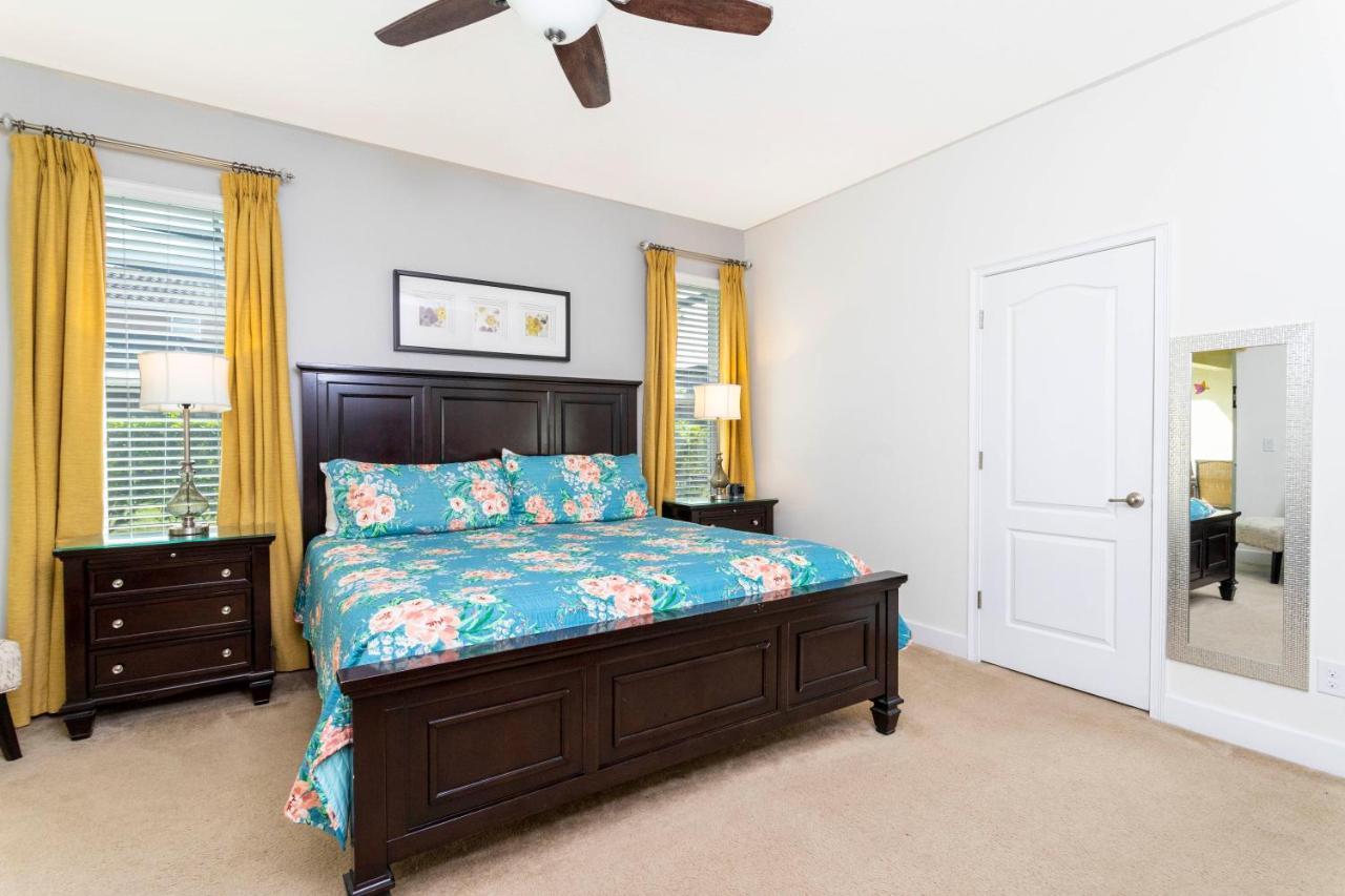 Gorgeous 4bd Close To W/ Pool @ 4072 Solterra Davenport