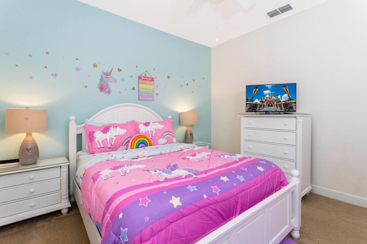 Gorgeous 4bd Close To W/ Pool @ 4072 Solterra Davenport