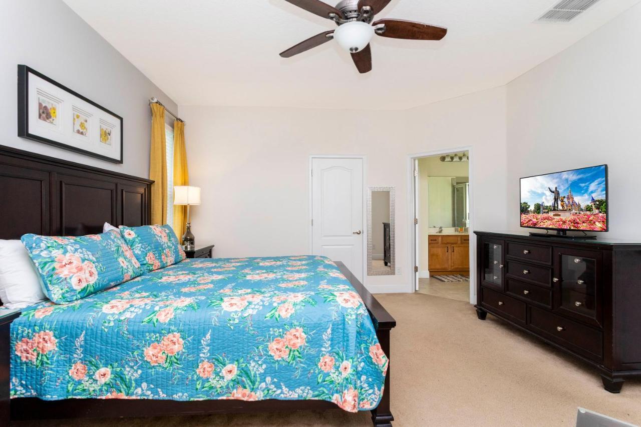 Gorgeous 4bd Close To W/ Pool @ 4072 Solterra Davenport